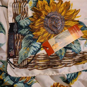 NWT Vintage Genuine Paolo Gucci 100% Silk Scarf, Made in Italy, Sunflowers